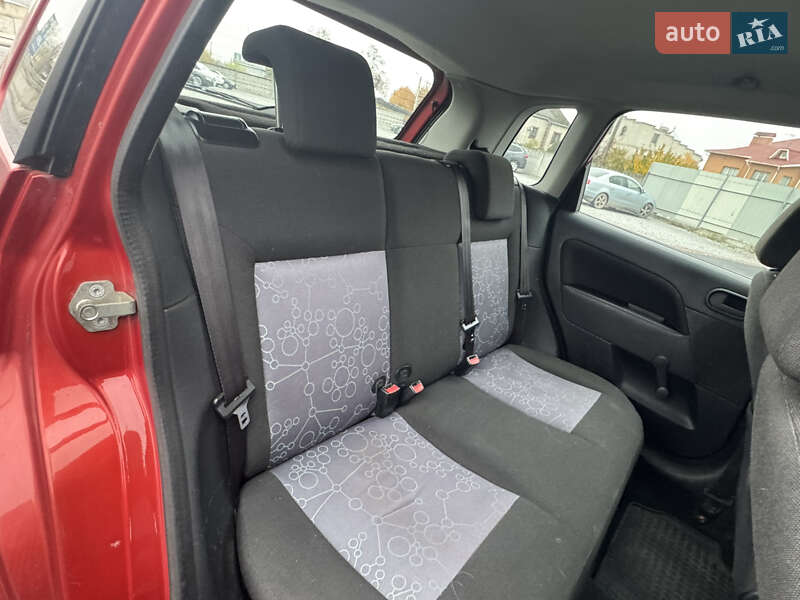 Хэтчбек Ford Fiesta 2007 в Киеве фото 12 Хэтчбек Ford Fiesta 2007 в Киеве