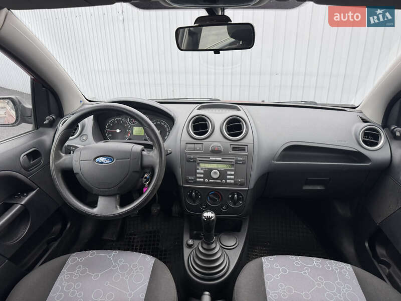 Хэтчбек Ford Fiesta 2007 в Киеве фото 14 Хэтчбек Ford Fiesta 2007 в Киеве