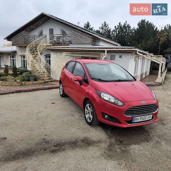 Хетчбек Ford Fiesta 2015 в Одесі