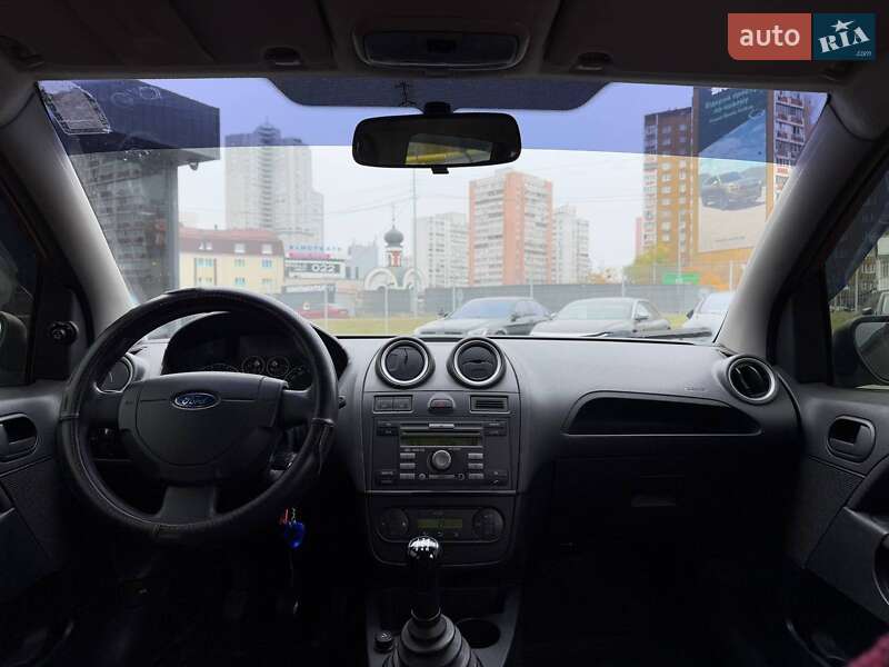 Хетчбек Ford Fiesta 2007 в Києві