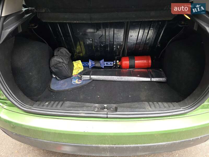 Хетчбек Ford Fiesta 2008 в Києві фото 23 Хетчбек Ford Fiesta 2008 в Києві