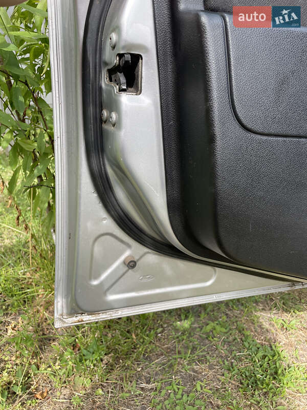 Седан Ford Fiesta 2008 в Миронівці