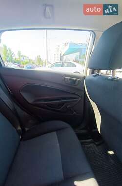 Хэтчбек Ford Fiesta 2013 в Киеве