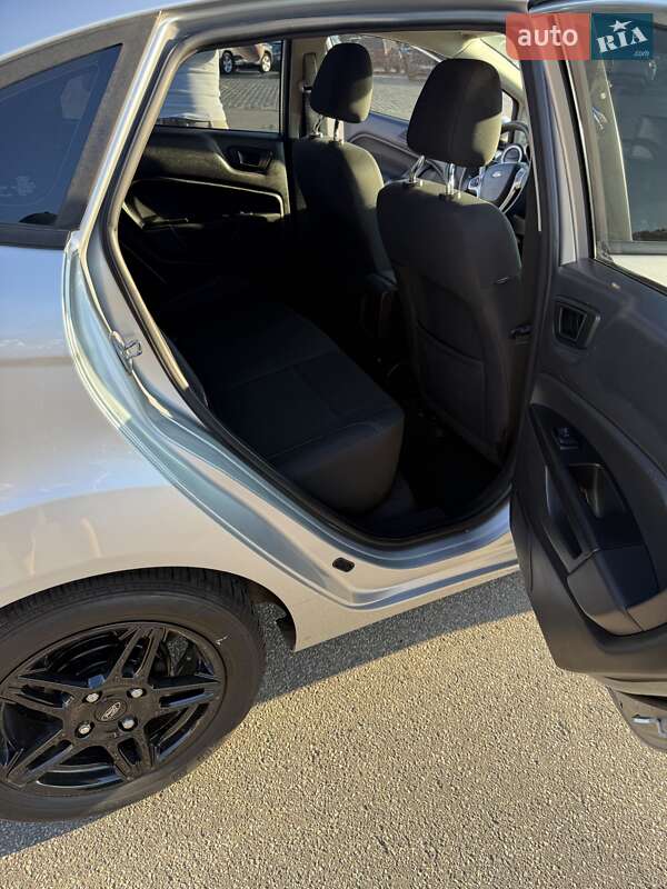 Седан Ford Fiesta 2017 в Харькове