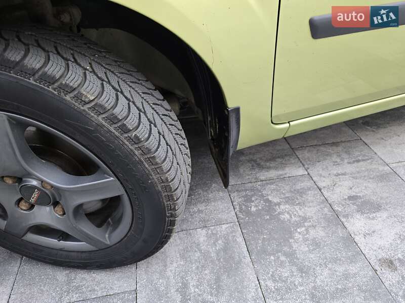 Хетчбек Ford Fiesta 2006 в Івано-Франківську фото 37 Хетчбек Ford Fiesta 2006 в Івано-Франківську