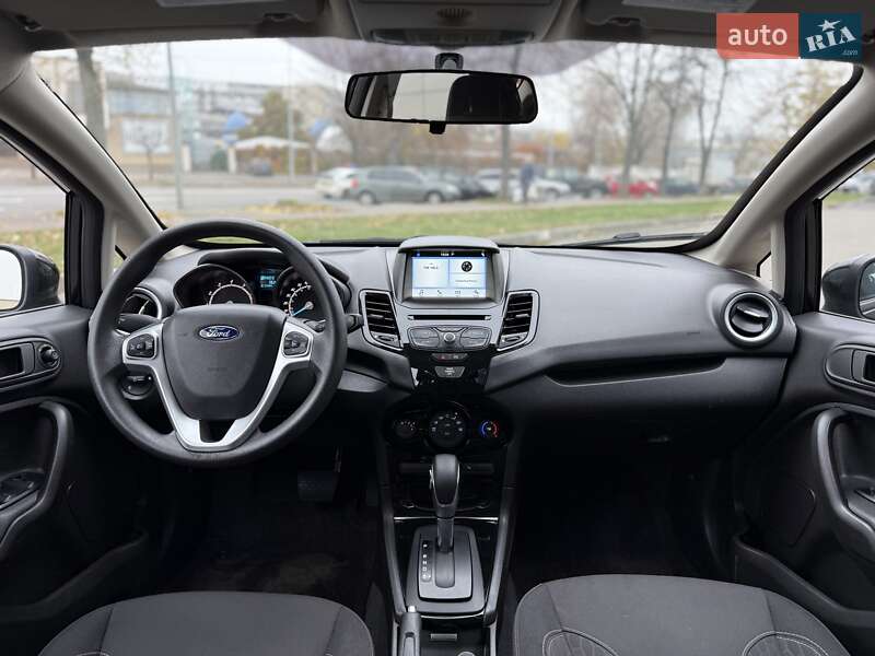 Хэтчбек Ford Fiesta 2018 в Киеве