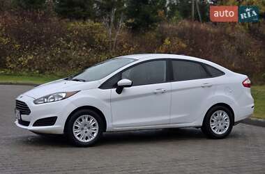 Седан Ford Fiesta 2016 в Тернополі