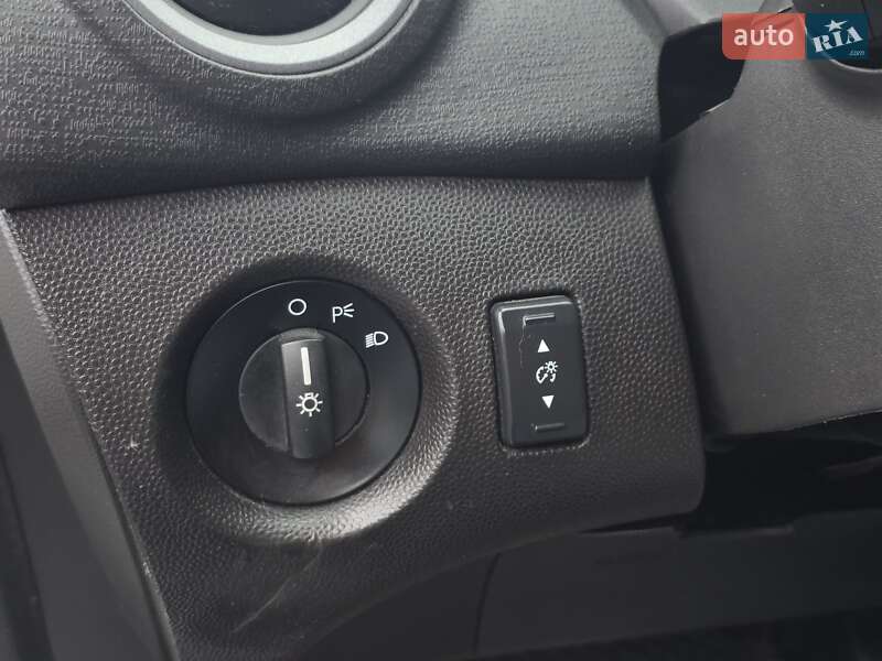 Седан Ford Fiesta 2016 в Тернополі фото 32 Седан Ford Fiesta 2016 в Тернополі