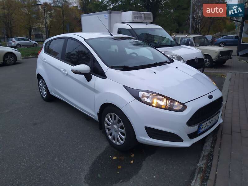 Хетчбек Ford Fiesta 2016 в Києві фото 9 Хетчбек Ford Fiesta 2016 в Києві