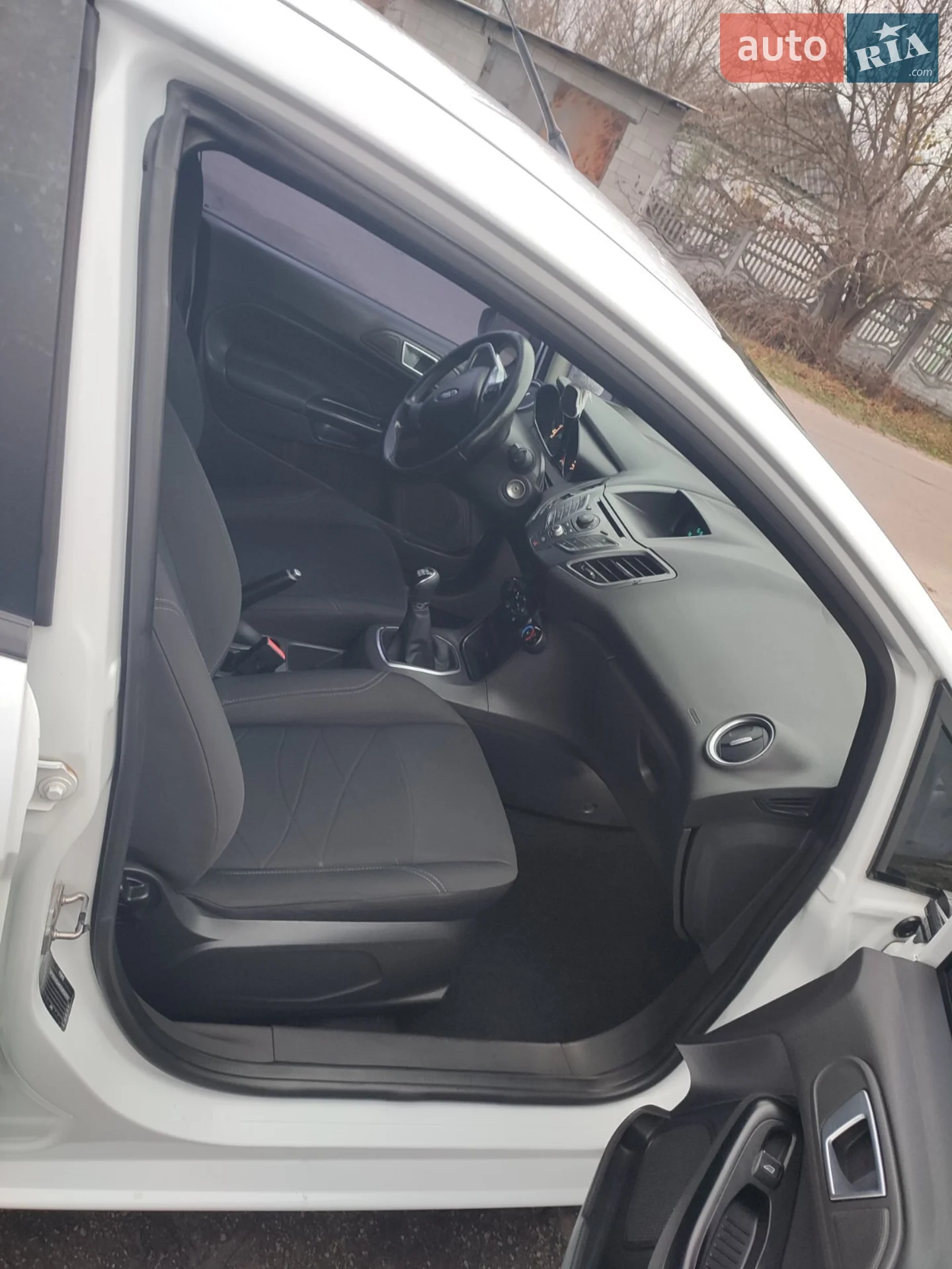 2013 Ford Fiesta - мініатюра 10