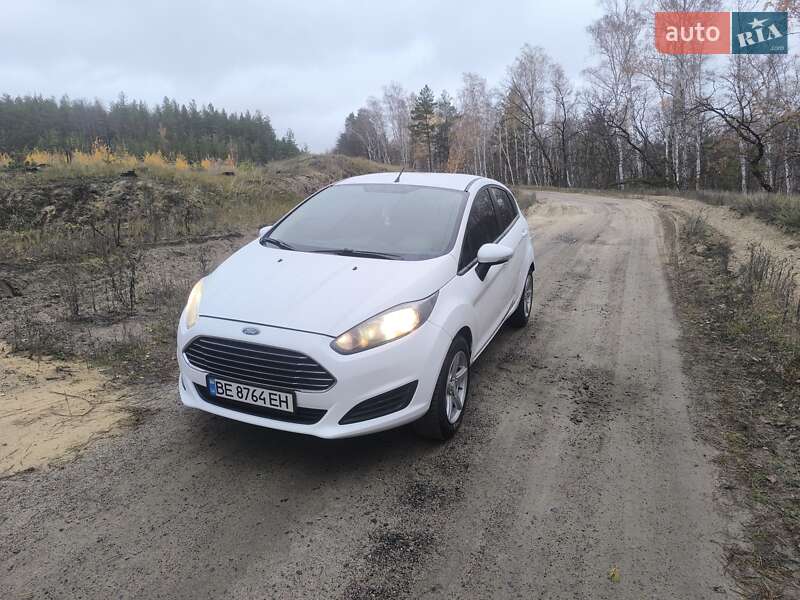 Хетчбек Ford Fiesta 2013 в Полтаві