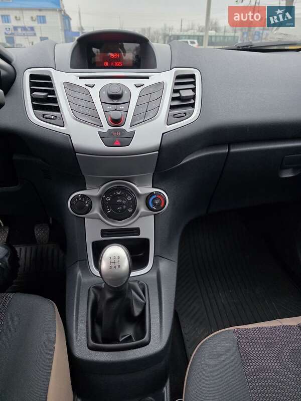 Хэтчбек Ford Fiesta 2012 в Житомире фото 26 Хэтчбек Ford Fiesta 2012 в Житомире