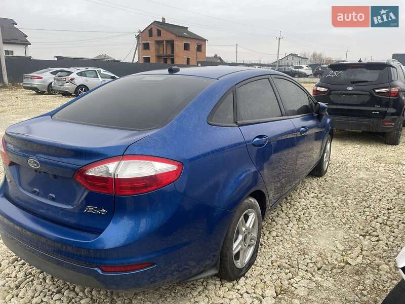 Седан Ford Fiesta 2018 в Львові