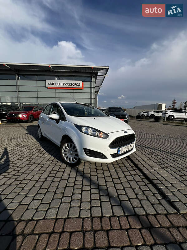 Хетчбек Ford Fiesta 2017 в Ужгороді фото 15 Хетчбек Ford Fiesta 2017 в Ужгороді
