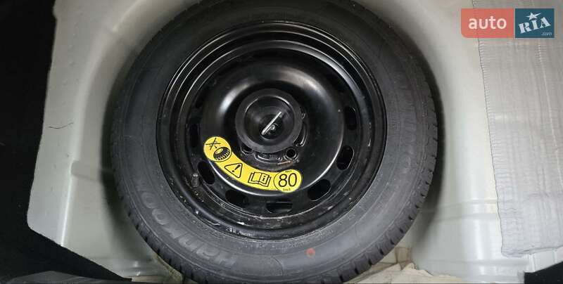 Хетчбек Ford Fiesta 2016 в Києві фото 16 Хетчбек Ford Fiesta 2016 в Києві