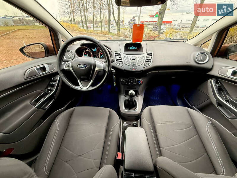 Хэтчбек Ford Fiesta 2013 в Харькове фото 18 Хэтчбек Ford Fiesta 2013 в Харькове