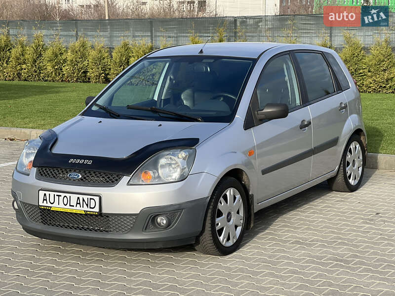 Хэтчбек Ford Fiesta 2006 в Виннице