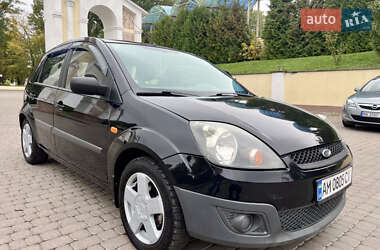 Хетчбек Ford Fiesta 2008 в Острозі