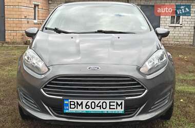 Седан Ford Fiesta 2018 в Ромнах