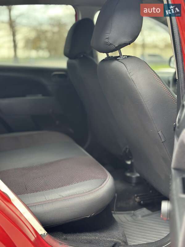 Хэтчбек Ford Fiesta 2007 в Одессе фото 12 Хэтчбек Ford Fiesta 2007 в Одессе