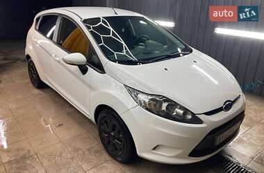 Хетчбек Ford Fiesta 2011 в Ірпені