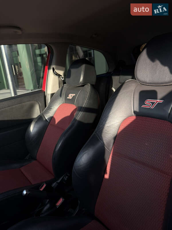 Хэтчбек Ford Fiesta 2007 в Ирпене