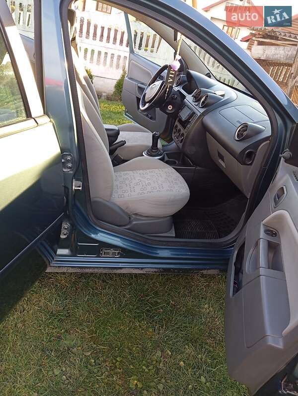 Хэтчбек Ford Fiesta 2003 в Ивано-Франковске фото 9 Хэтчбек Ford Fiesta 2003 в Ивано-Франковске