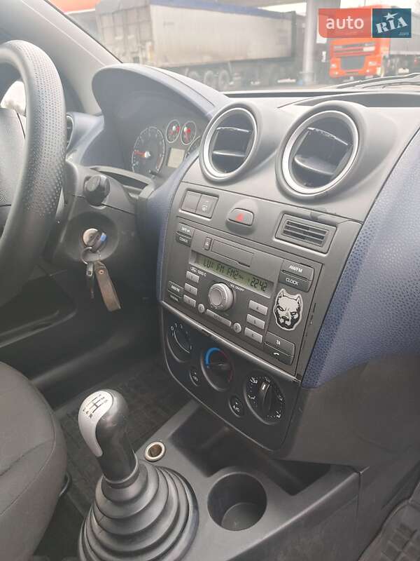 Хетчбек Ford Fiesta 2007 в Золотоноші фото 16 Хетчбек Ford Fiesta 2007 в Золотоноші