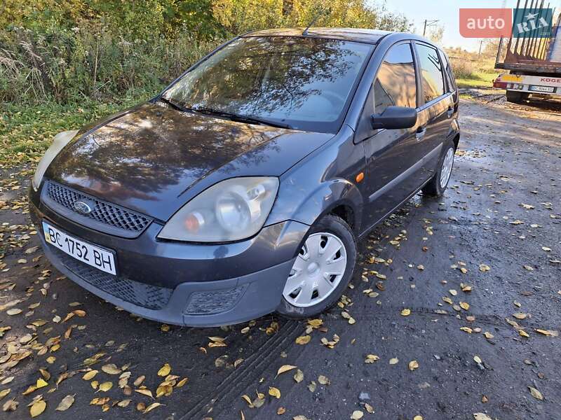 Хэтчбек Ford Fiesta 2007 в Львове