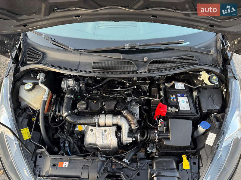 Хетчбек Ford Fiesta 2010 в Дубні