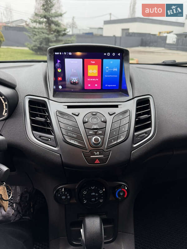 Хетчбек Ford Fiesta 2016 в Києві фото 11 Хетчбек Ford Fiesta 2016 в Києві