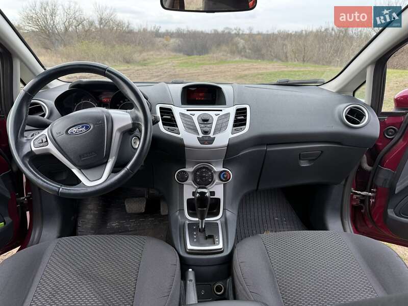 Хетчбек Ford Fiesta 2011 в Запоріжжі фото 11 Хетчбек Ford Fiesta 2011 в Запоріжжі