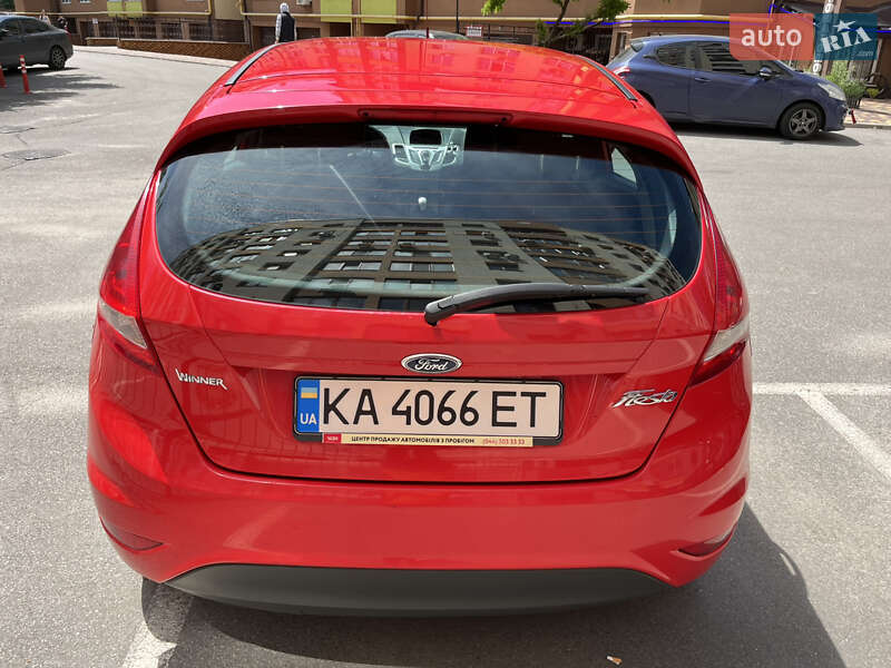 Хэтчбек Ford Fiesta 2012 в Киеве фото 2 Хэтчбек Ford Fiesta 2012 в Киеве