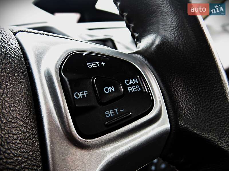 Седан Ford Fiesta 2014 в Черкассах фото 8 Седан Ford Fiesta 2014 в Черкассах