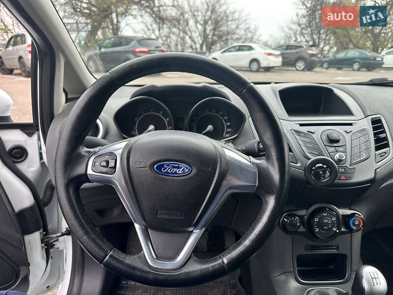 Хетчбек Ford Fiesta 2014 в Одесі