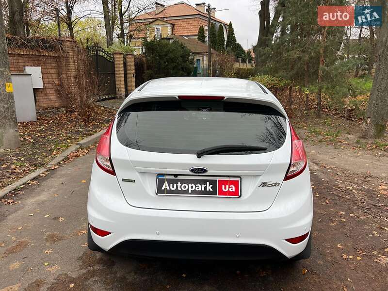 Хетчбек Ford Fiesta 2013 в Києві