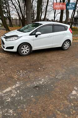 Хэтчбек Ford Fiesta 2013 в Звягеле