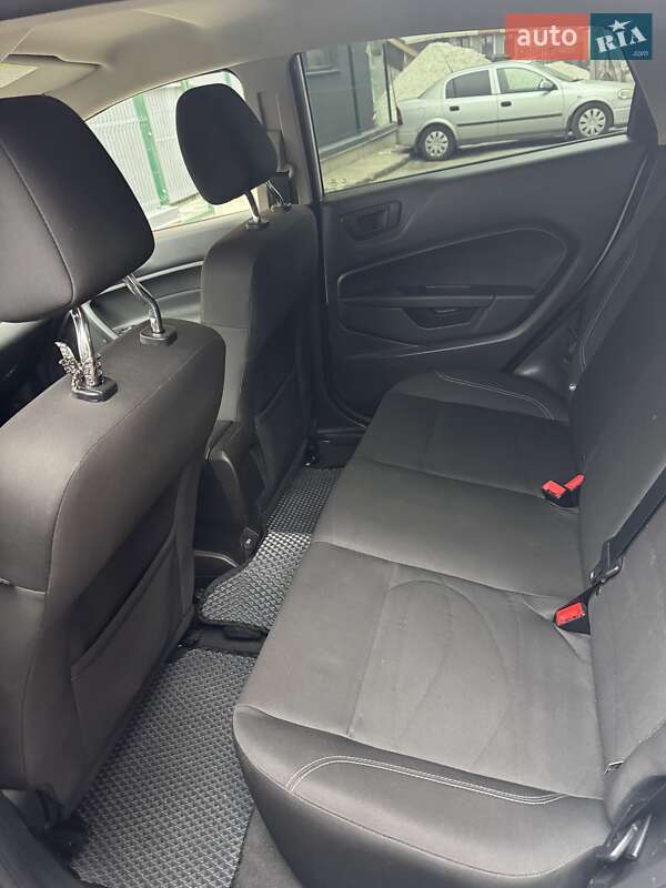 Хетчбек Ford Fiesta 2017 в Тернополі фото 11 Хетчбек Ford Fiesta 2017 в Тернополі