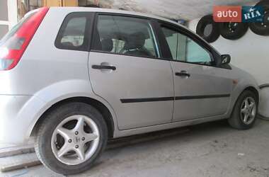 Хэтчбек Ford Fiesta 2005 в Николаеве