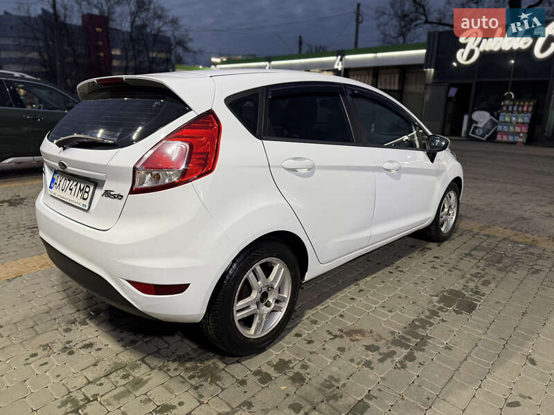 Седан Ford Fiesta 2014 в Харкові