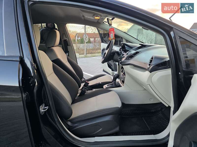 Хэтчбек Ford Fiesta 2013 в Хмельницком