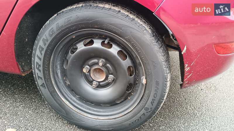 Хетчбек Ford Fiesta 2012 в Вінниці фото 31 Хетчбек Ford Fiesta 2012 в Вінниці