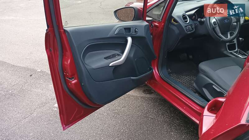 Хетчбек Ford Fiesta 2012 в Вінниці фото 38 Хетчбек Ford Fiesta 2012 в Вінниці