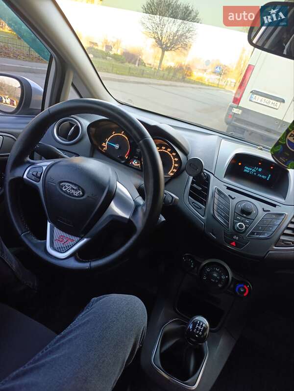 Хетчбек Ford Fiesta 2013 в Києві