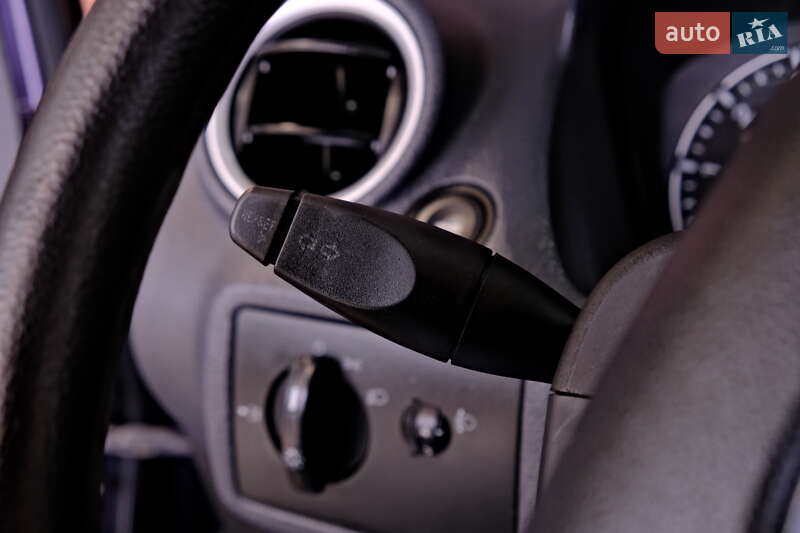 Хэтчбек Ford Fiesta 2006 в Одессе фото 21 Хэтчбек Ford Fiesta 2006 в Одессе