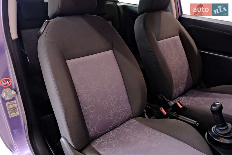 Хэтчбек Ford Fiesta 2006 в Одессе фото 30 Хэтчбек Ford Fiesta 2006 в Одессе