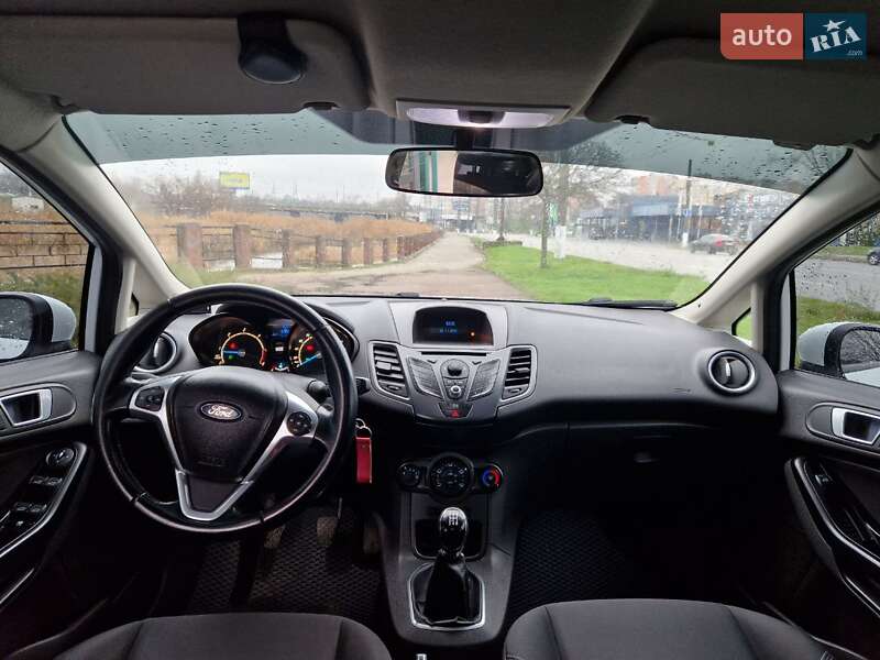 Хетчбек Ford Fiesta 2013 в Кропивницькому фото 9 Хетчбек Ford Fiesta 2013 в Кропивницькому