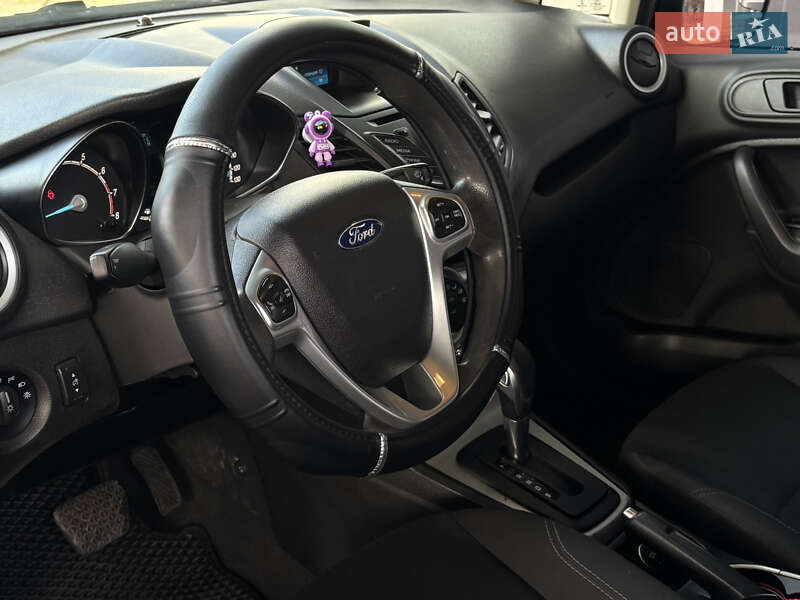 Седан Ford Fiesta 2017 в Миколаєві