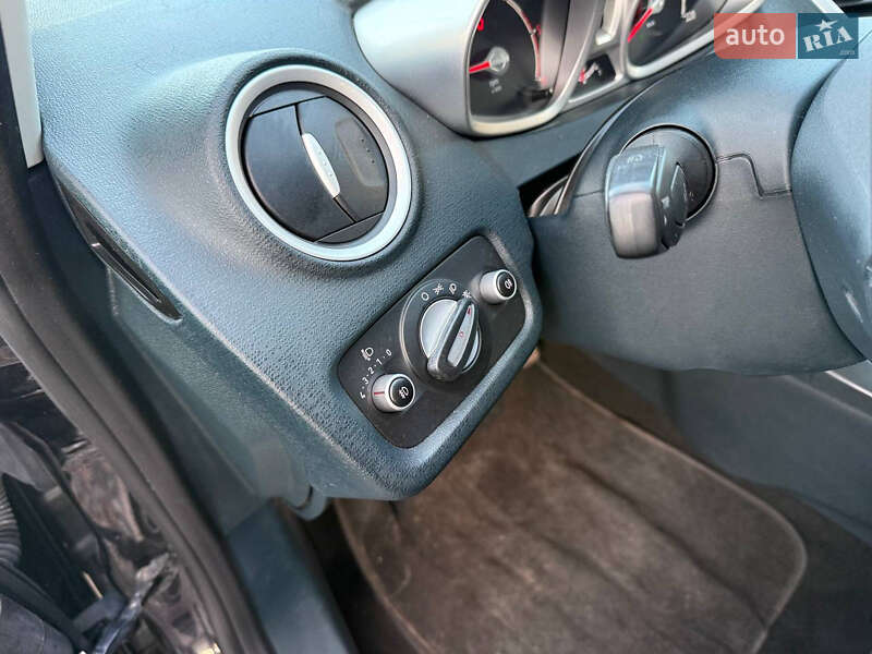 Хэтчбек Ford Fiesta 2012 в Стрые