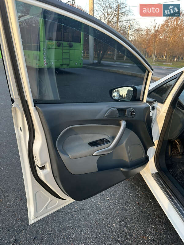 Хетчбек Ford Fiesta 2011 в Харкові